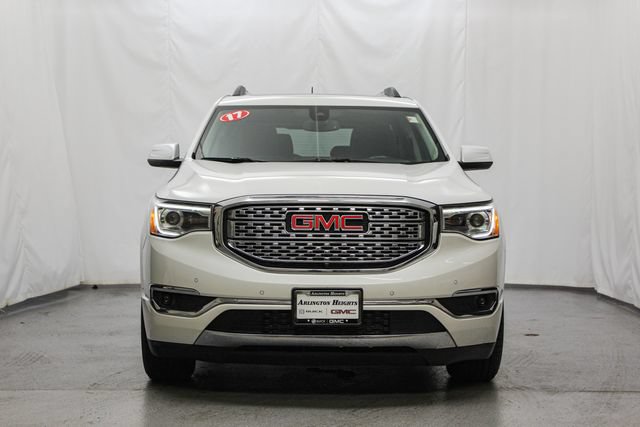 Certified 2017 GMC Acadia Denali w/ Technology Package AWD/4WD image 4