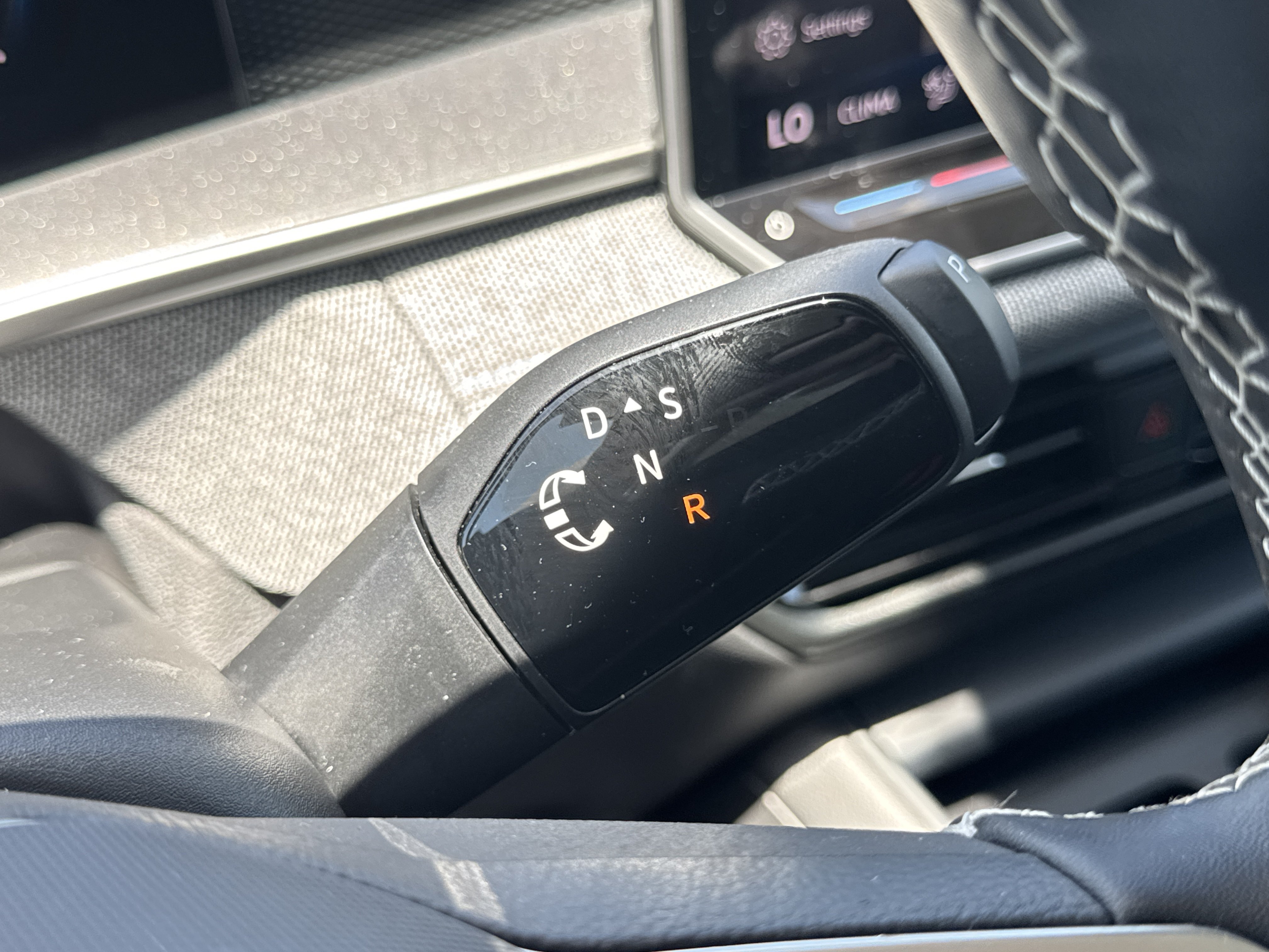 Certified 2025 Volkswagen Tiguan S FWD image 25