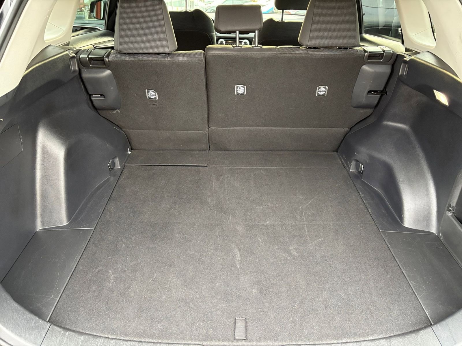 Used 2025 Toyota RAV4 LE image 30