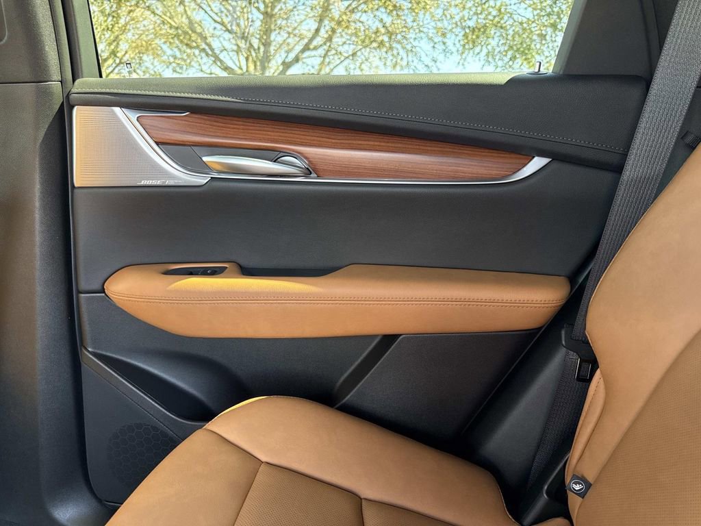 New 2026 Cadillac XT5 Premium Luxury w/ LPO, Bronce Accent Package image 15