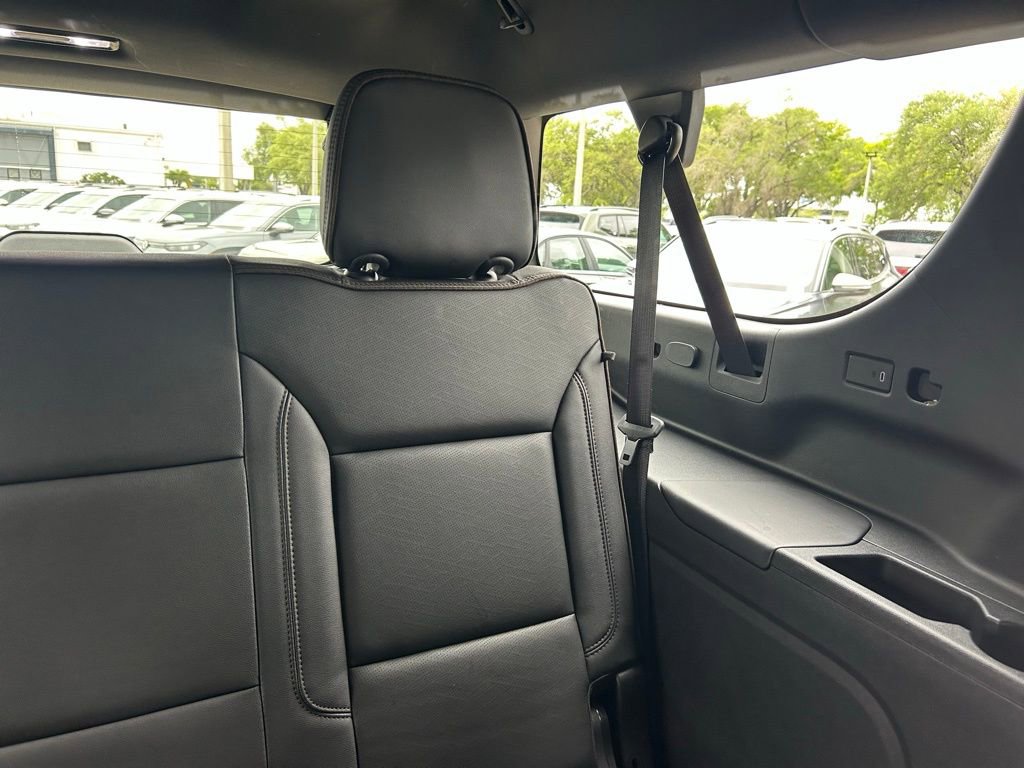 Used 2021 Chevrolet Suburban High Country RWD image 63