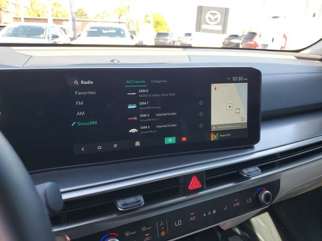 Used 2025 Kia Sorento S w/ Panoramic Sunroof Package image 25