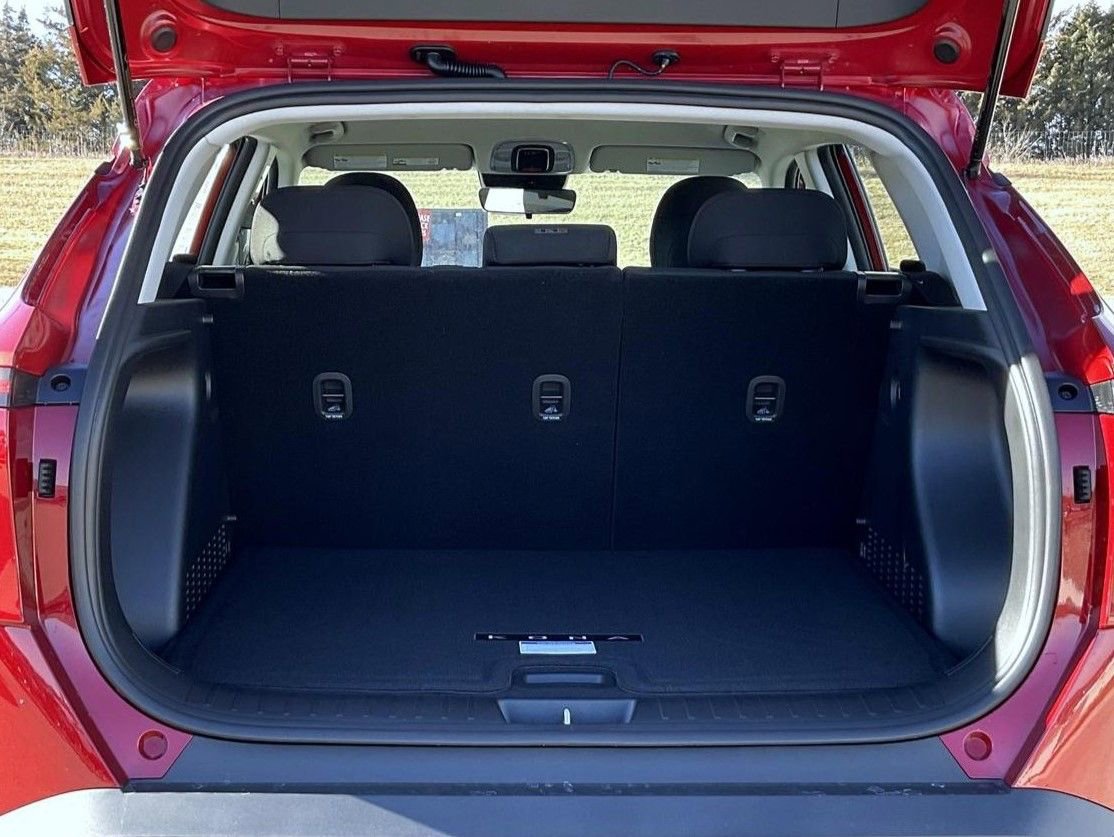 New 2026 Hyundai Kona SE image 9