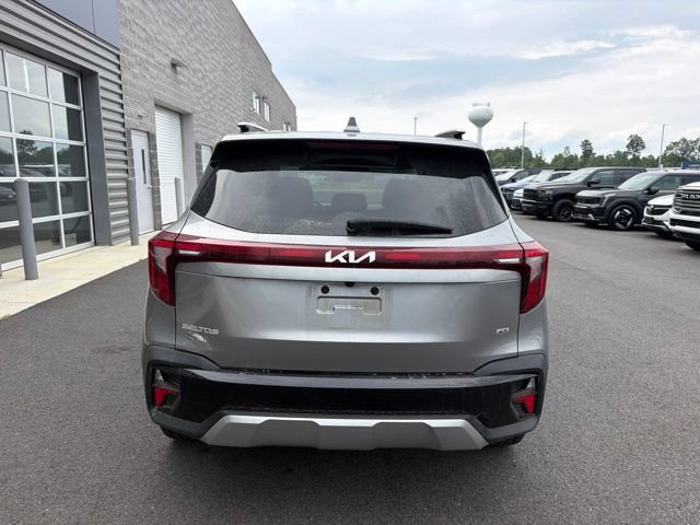 Used 2024 Kia Seltos SX AWD/4WD image 7