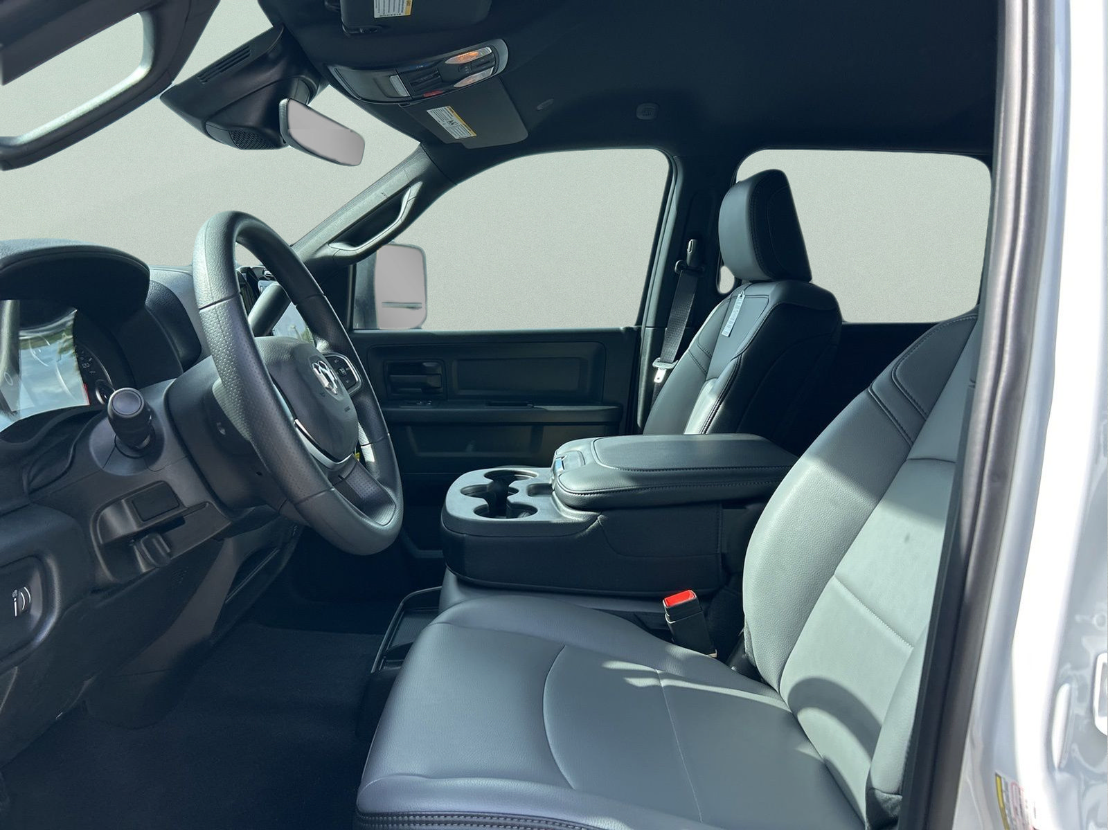 New 2026 RAM 3500 Tradesman AWD/4WD image 8