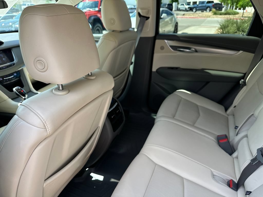 Used 2019 Cadillac XT5 Luxury FWD image 36