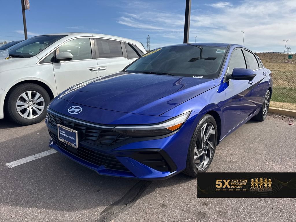 Used 2024 Hyundai Elantra Limited FWD image 5