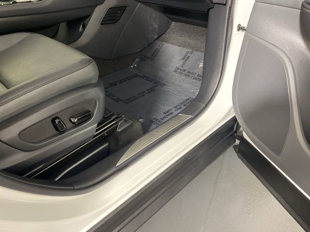 Certified 2023 Lexus RZ 450e Premium w/ Technology Package image 33