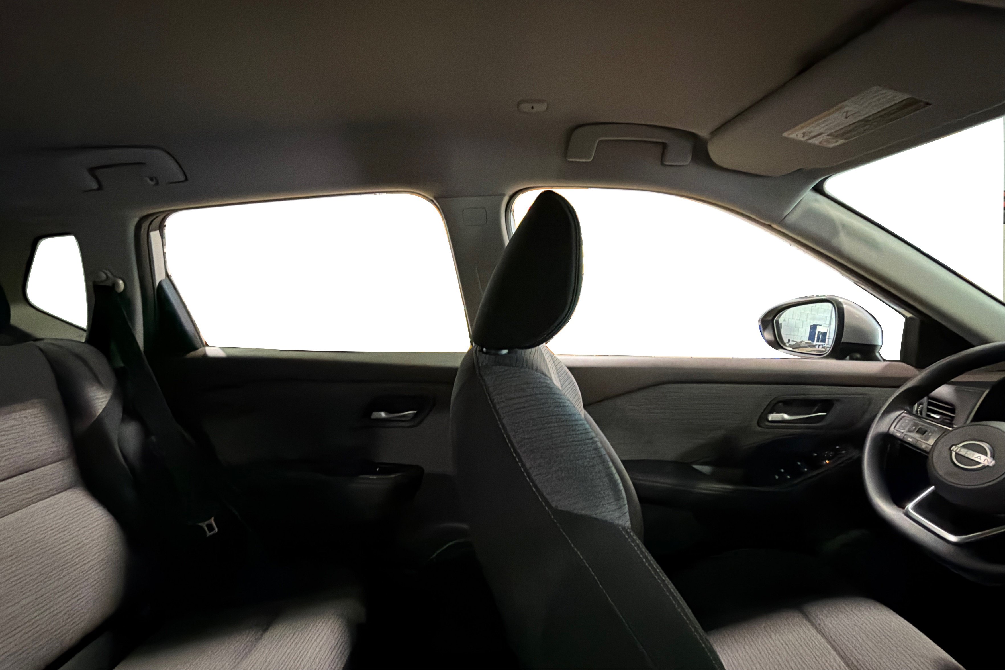 Used 2023 Nissan Rogue SV AWD/4WD image 39
