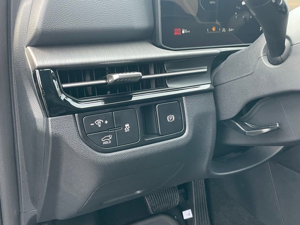 New 2026 Kia Sportage X-Line w/ X-Line Technology Package image 10