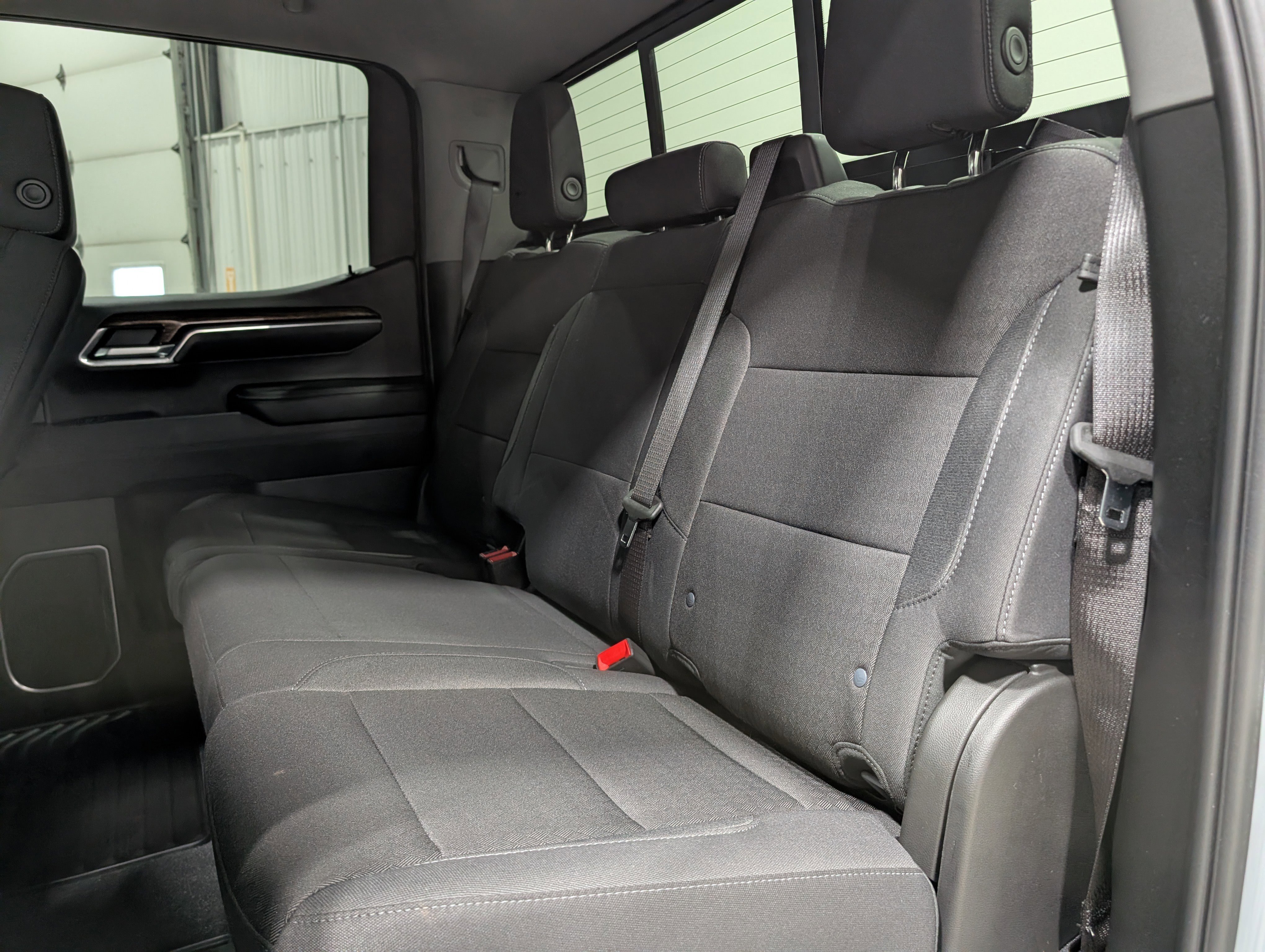 Used 2024 GMC Sierra 1500 SLE w/ Preferred Package image 17