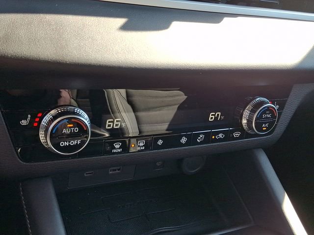 Used 2024 Mitsubishi Outlander SE image 15