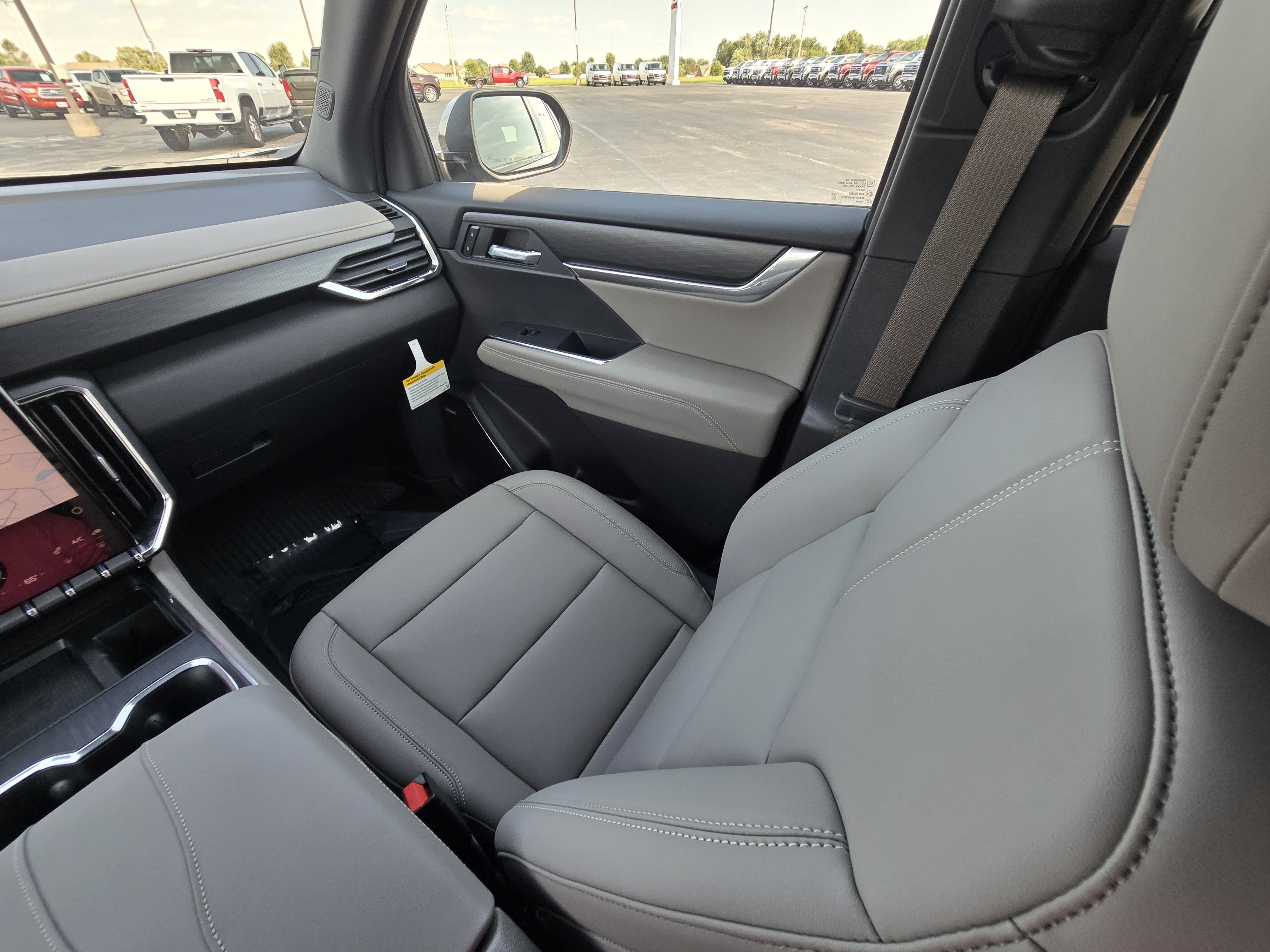 New 2027 GMC Acadia Elevation w/ Black Edition AWD/4WD image 21