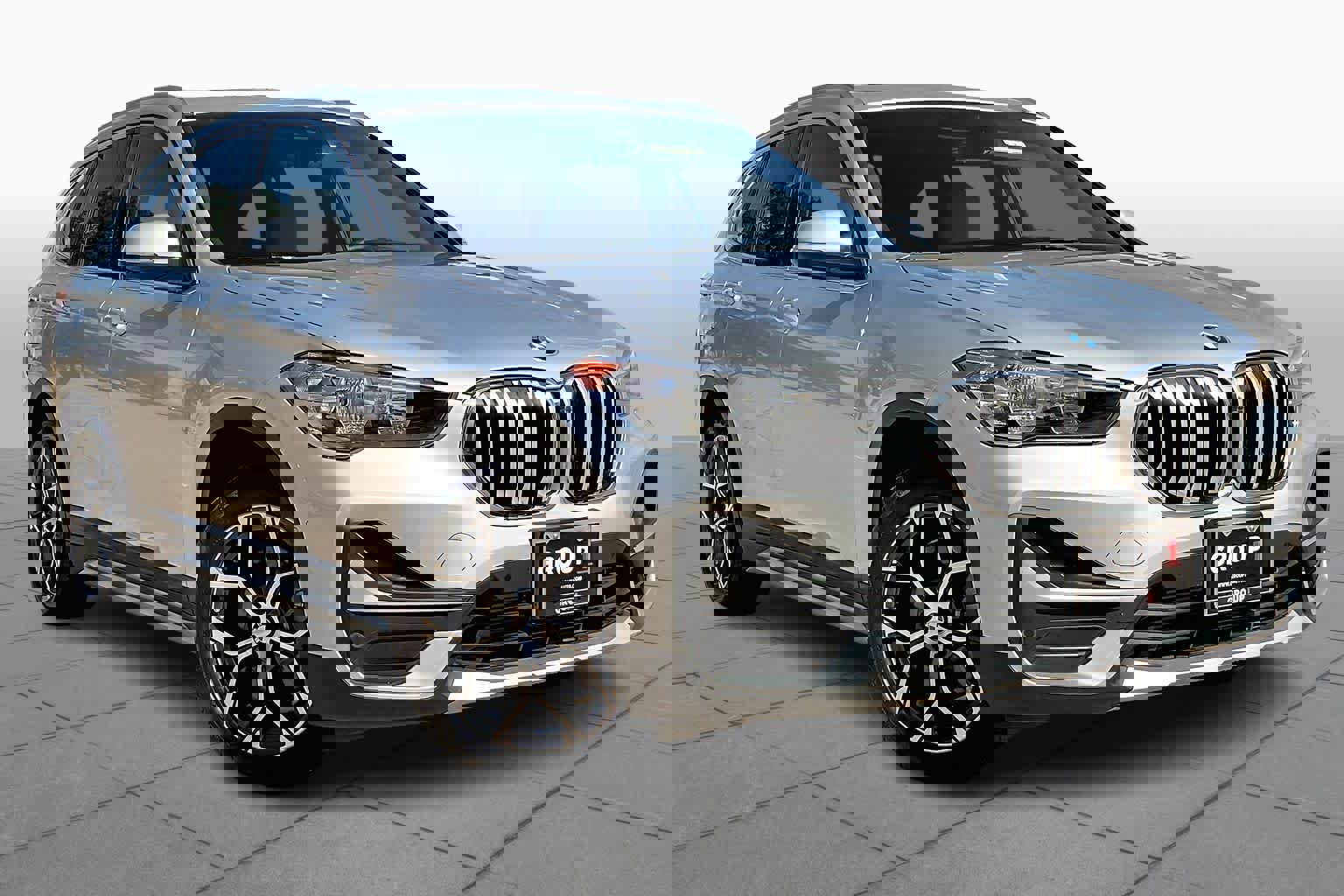 Used 2021 BMW X1 xDrive28i w/ Convenience Package image 2