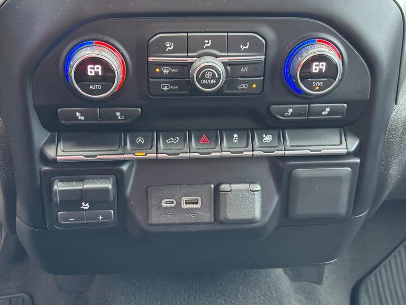 Used 2021 Chevrolet Silverado 1500 LT image 22