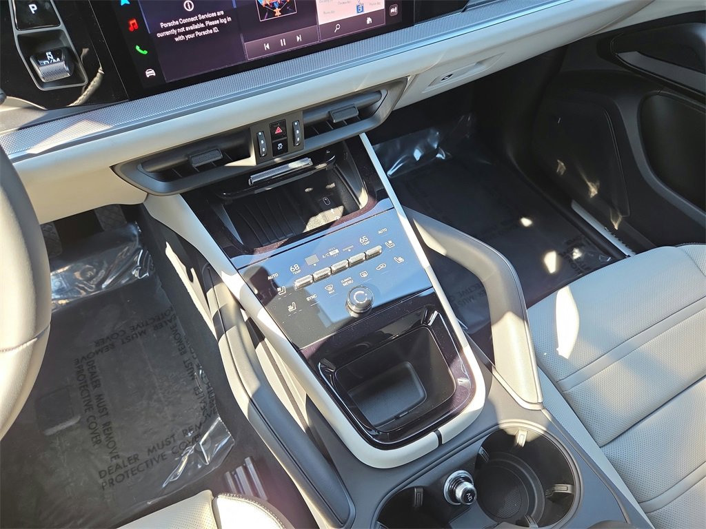 New 2026 Porsche Cayenne image 14