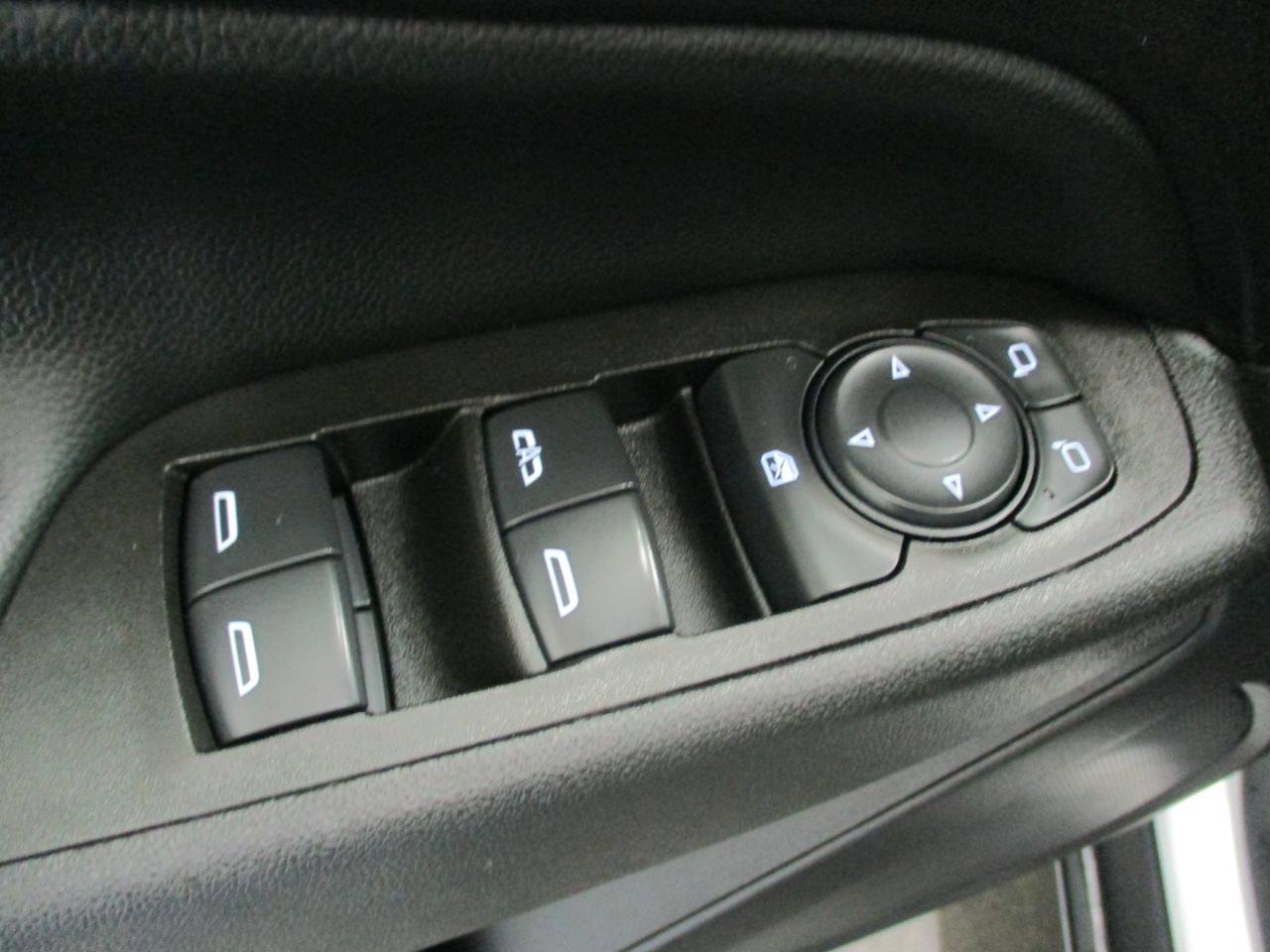 Used 2020 Chevrolet Equinox LT image 15