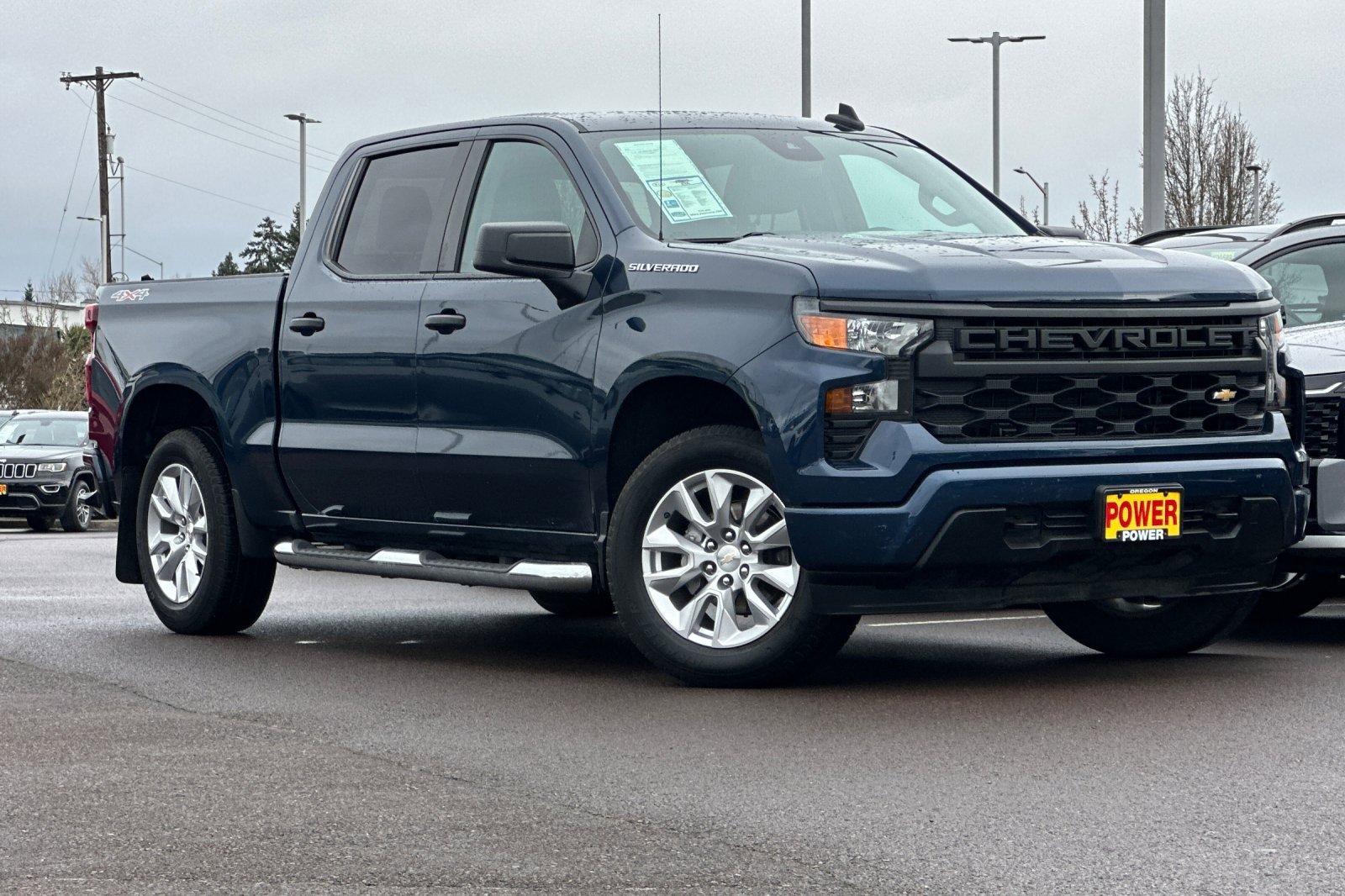 Used 2022 Chevrolet Silverado 1500 Custom image 2