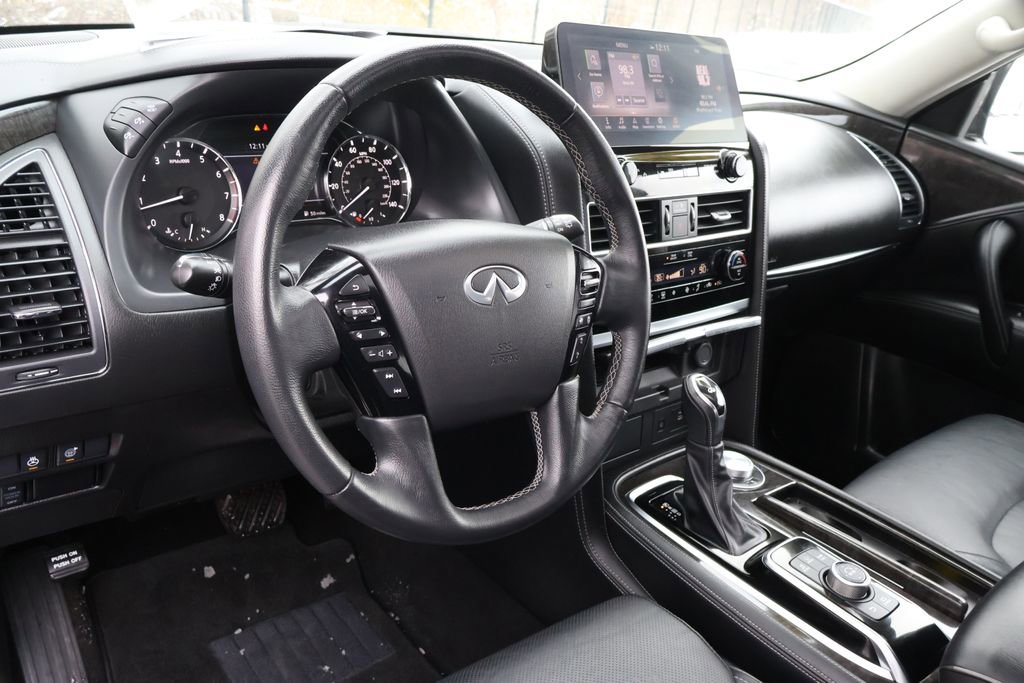 Used 2024 INFINITI QX80 Luxe image 31