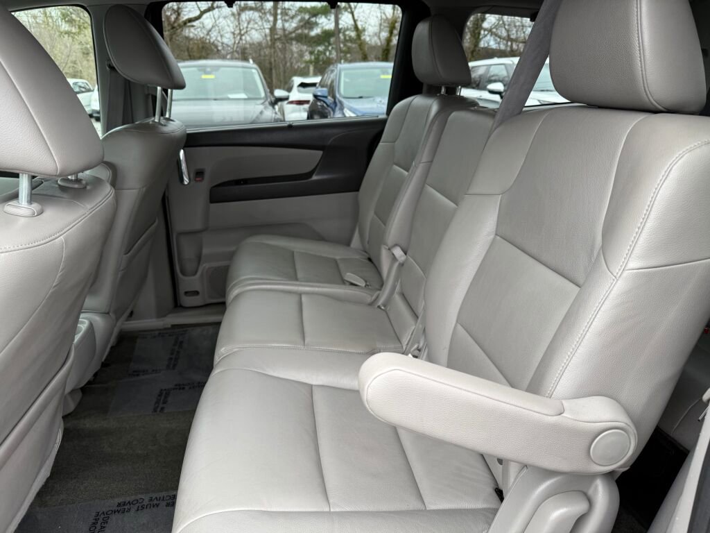 Used 2016 Honda Odyssey EX-L image 24