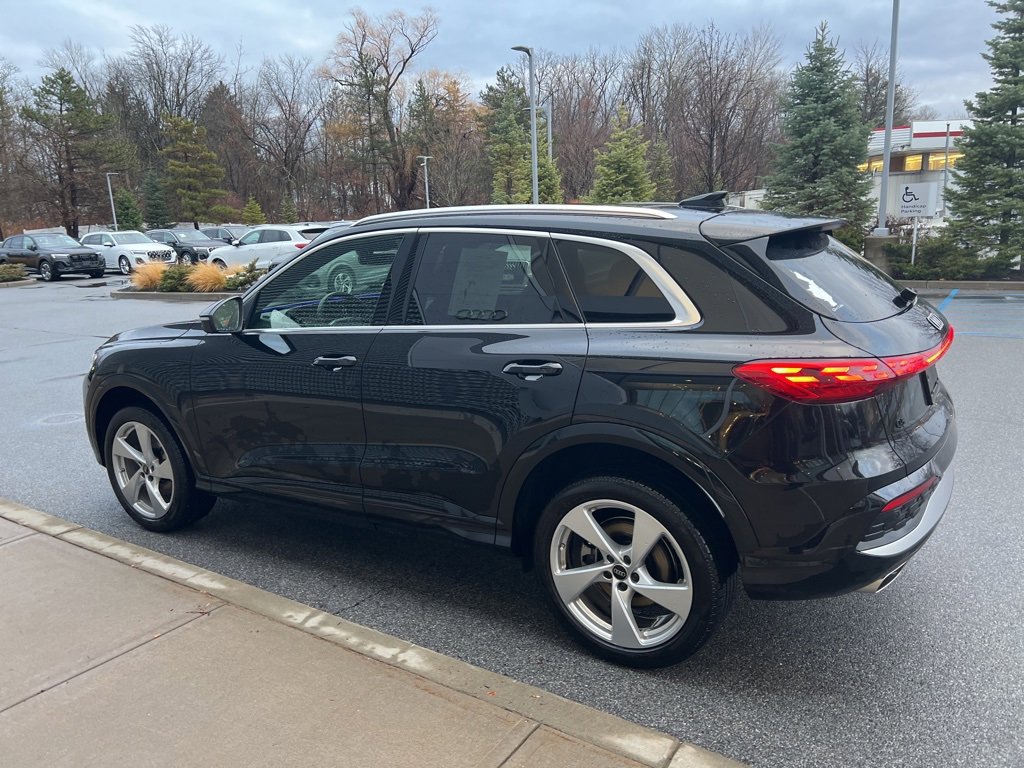 Certified 2025 Audi Q5 Premium Plus image 39
