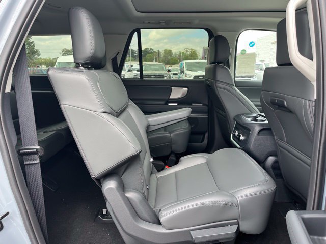 New 2026 Ford Expedition Max Active AWD/4WD image 6