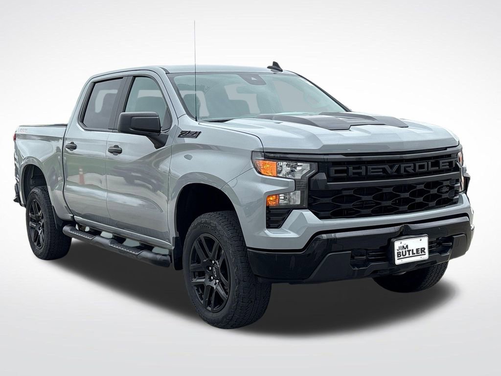 Used 2024 Chevrolet Silverado 1500 Custom Trail Boss w/ Turbomax Blackout Package AWD/4WD image 9