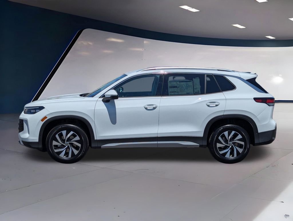 Certified 2025 Volkswagen Tiguan S image 6