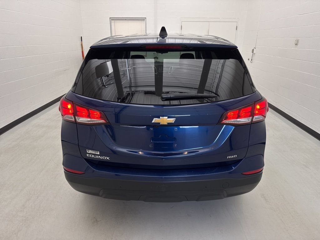 Used 2023 Chevrolet Equinox LS AWD/4WD image 5