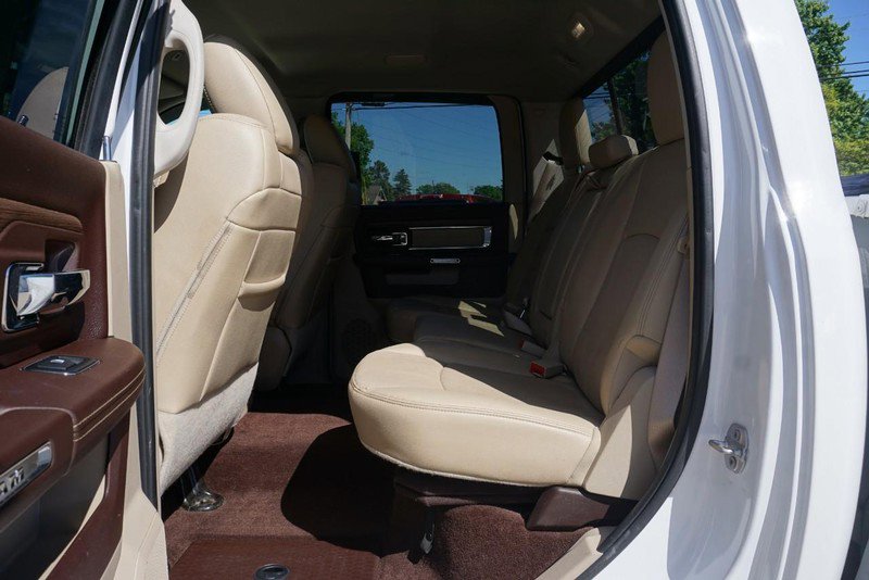 Used 2017 RAM 1500 Laramie w/ Convenience Group AWD/4WD image 31