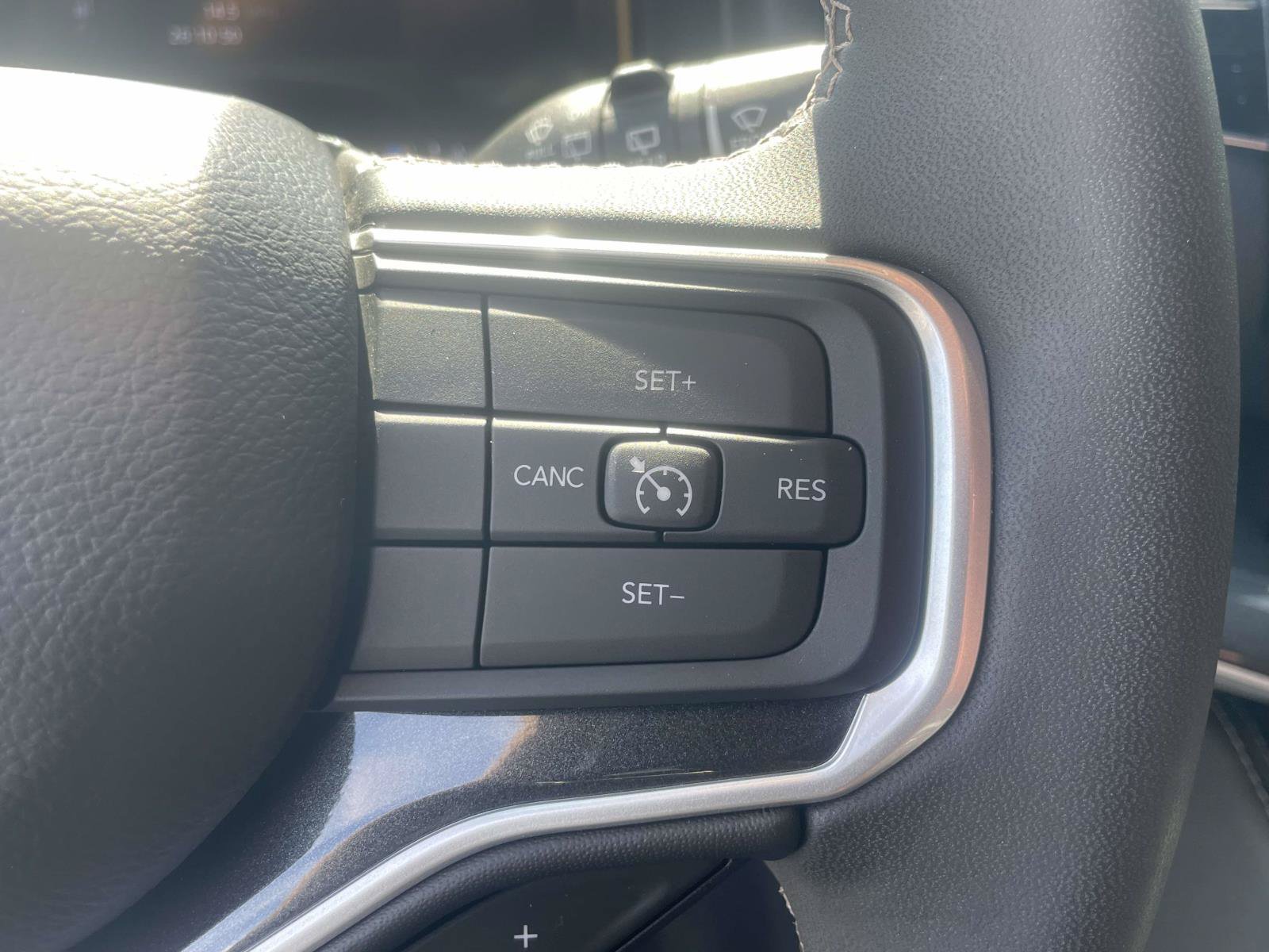 Used 2024 Jeep Wagoneer 4WD image 23