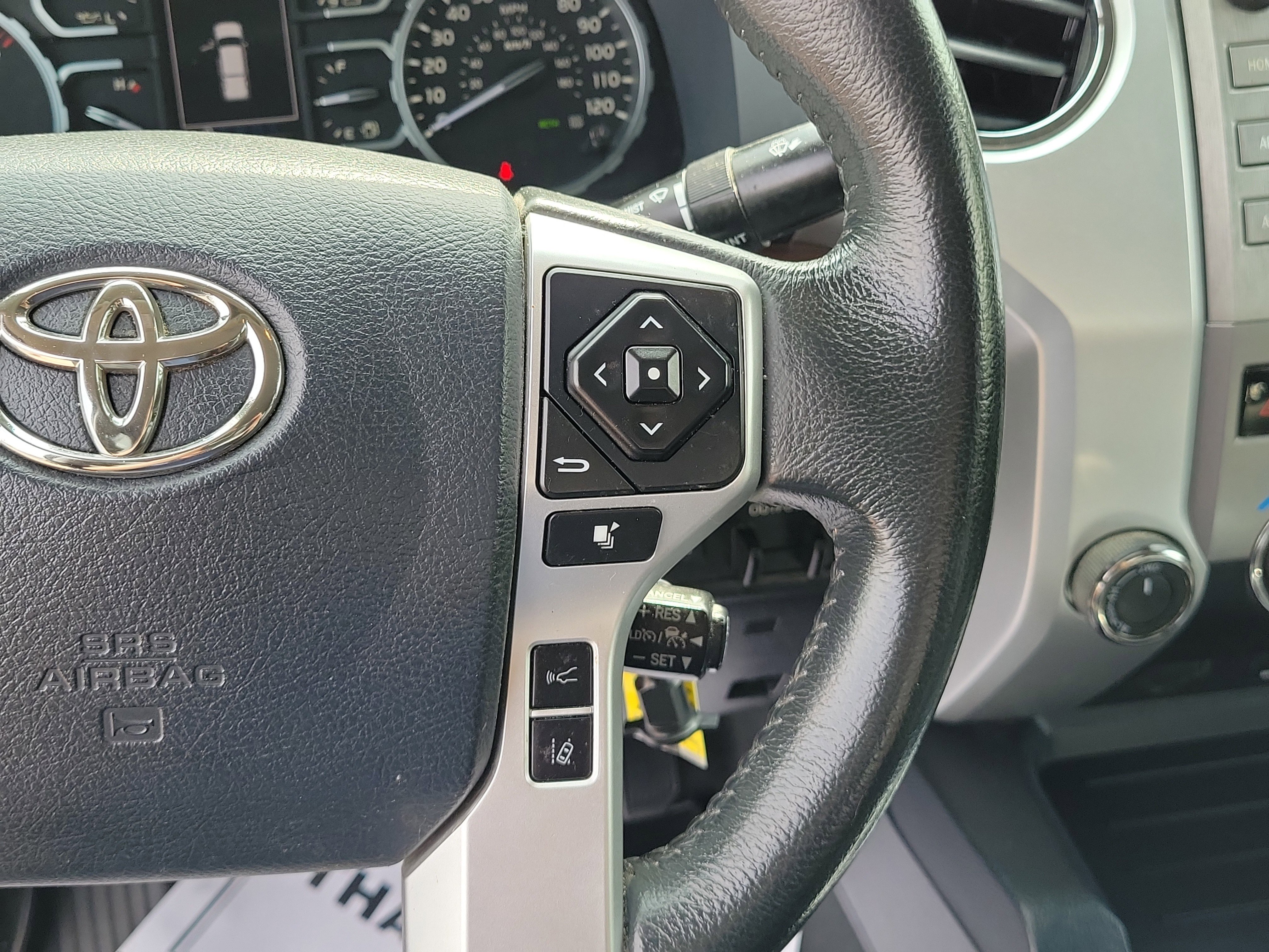 Used 2019 Toyota Tundra Limited w/ Limited Premium Package AWD/4WD image 23