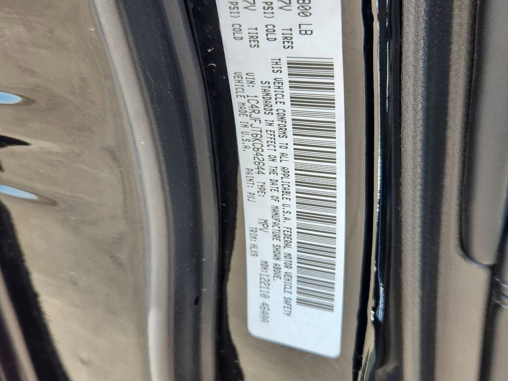 Used 2019 Jeep Grand Cherokee Summit AWD/4WD image 34