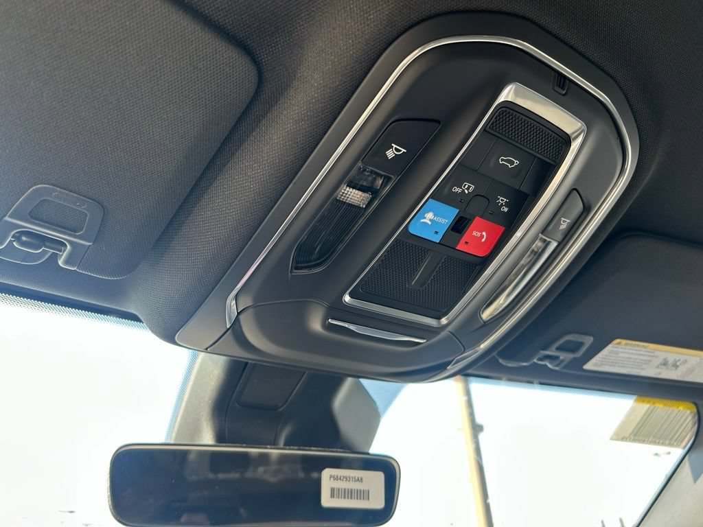 New 2026 Jeep Grand Cherokee L 4WD image 23