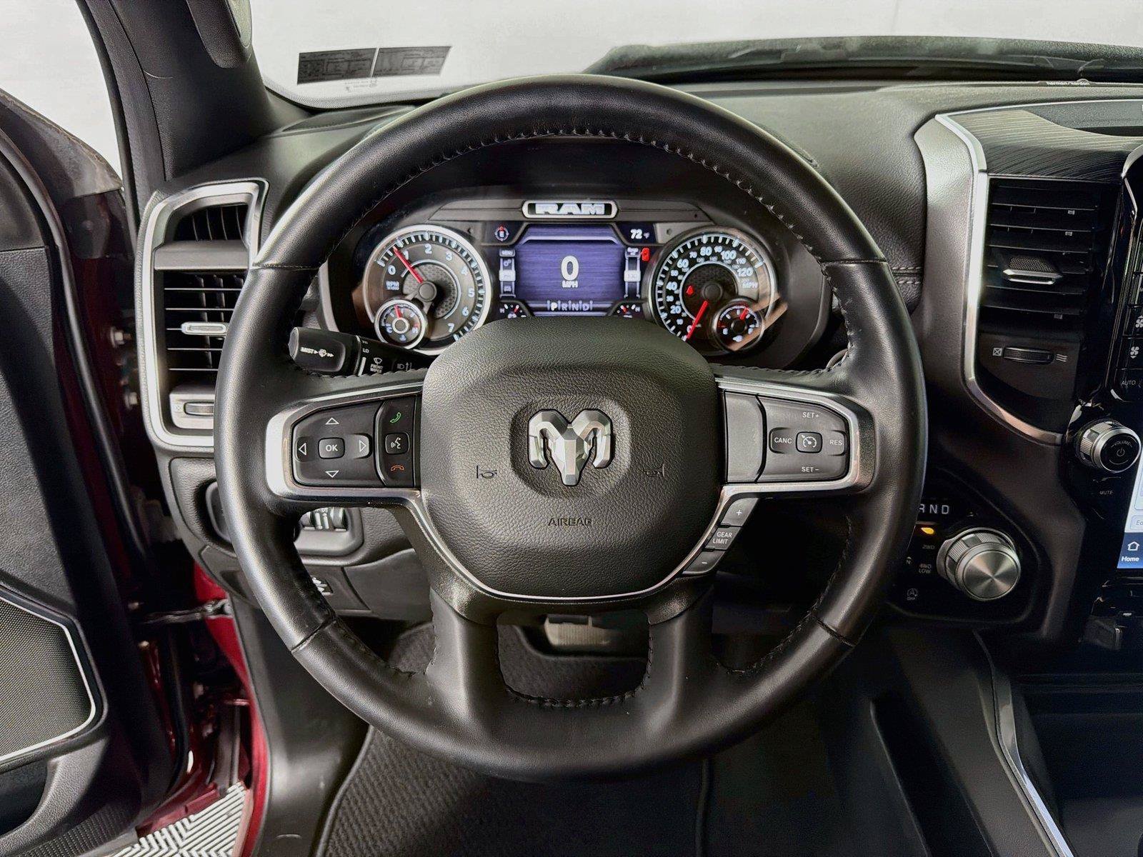 Used 2023 RAM 1500 Laramie AWD/4WD image 3
