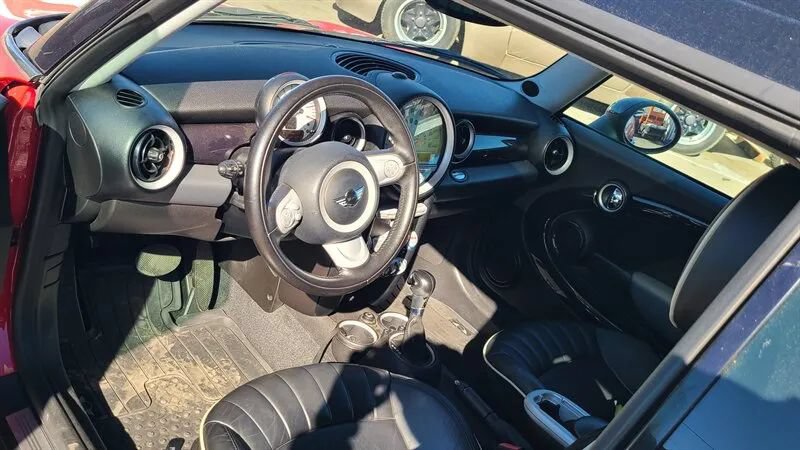 Used 2009 MINI Cooper Clubman Hardtop FWD image 6