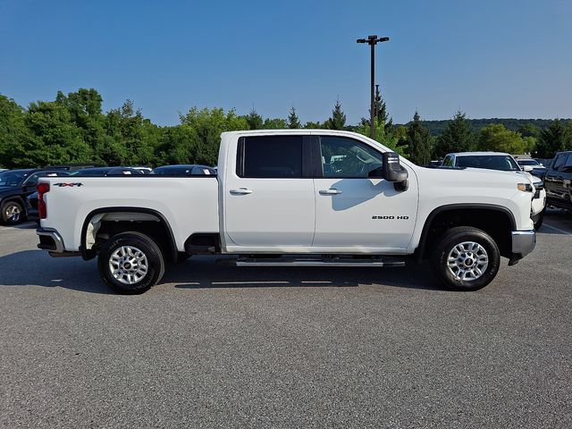 Used 2025 Chevrolet Silverado 2500 LT w/ Convenience Package AWD/4WD image 7