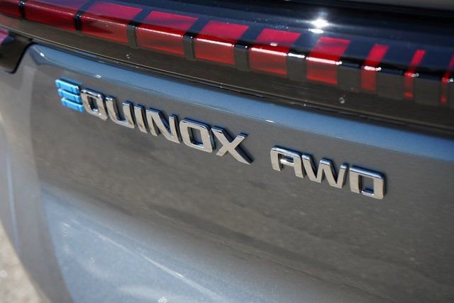 New 2026 Chevrolet Equinox EV LT AWD/4WD image 12