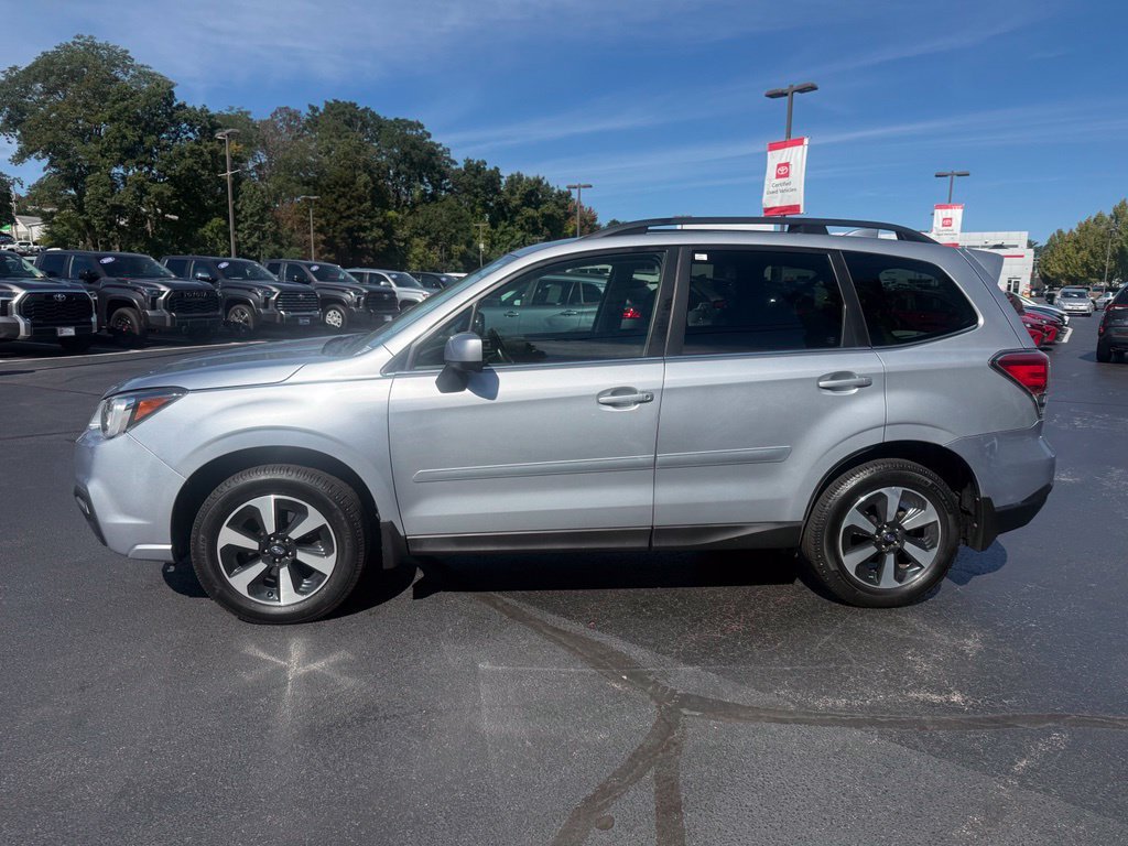 Used 2018 Subaru Forester 2.5i Limited AWD/4WD image 3