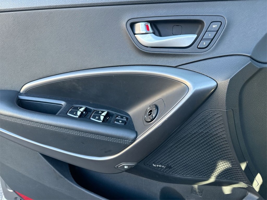 Used 2018 Hyundai Santa Fe Sport image 15