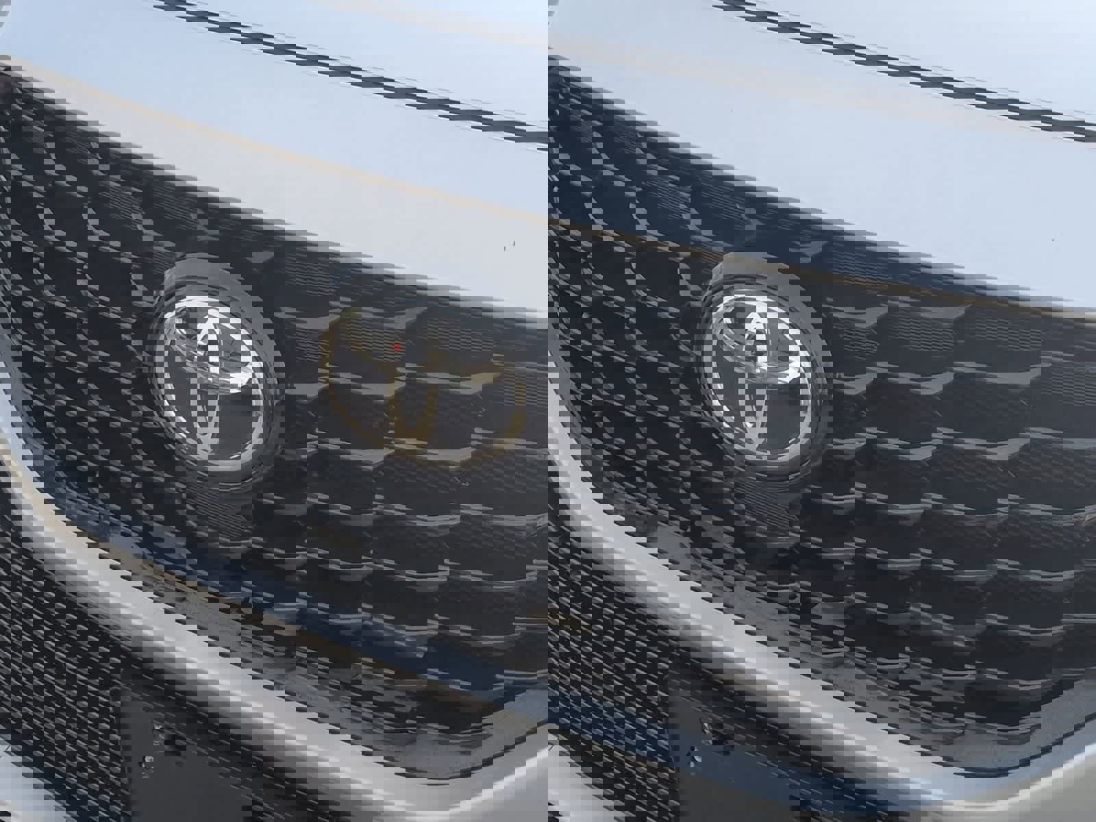 Used 2022 Toyota Highlander XSE image 12