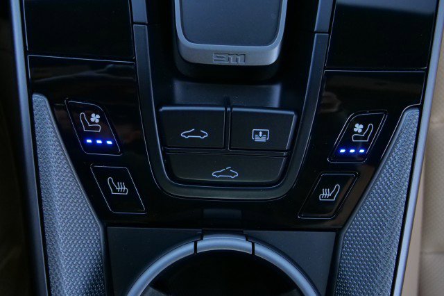 Used 2021 Porsche 911 Carrera image 21