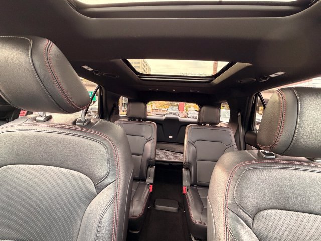 Used 2018 Ford Explorer Sport w/ Equipment Group 401A AWD/4WD image 27