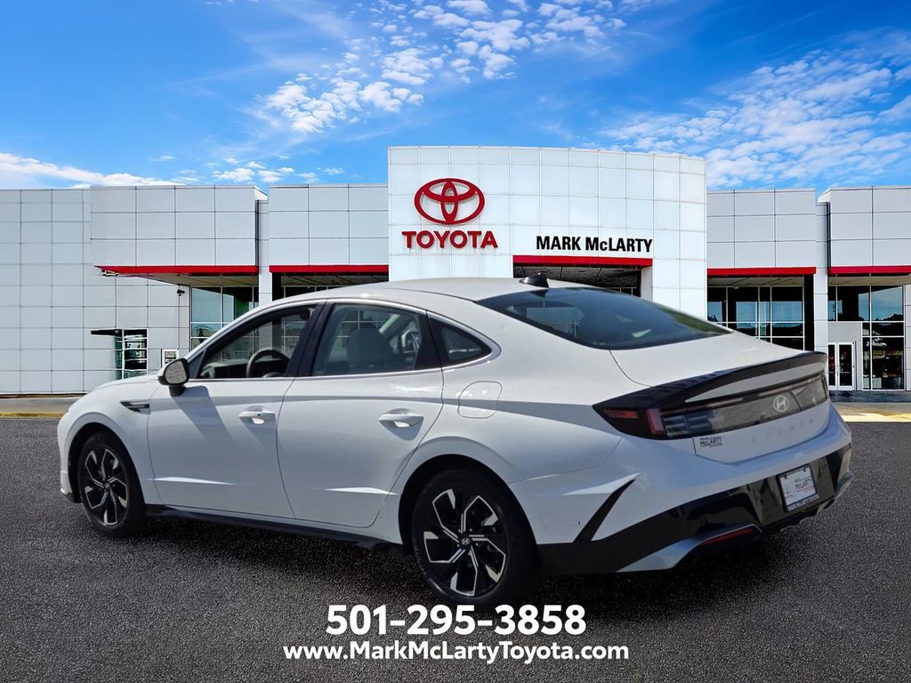 Used 2025 Hyundai Sonata SEL FWD image 3