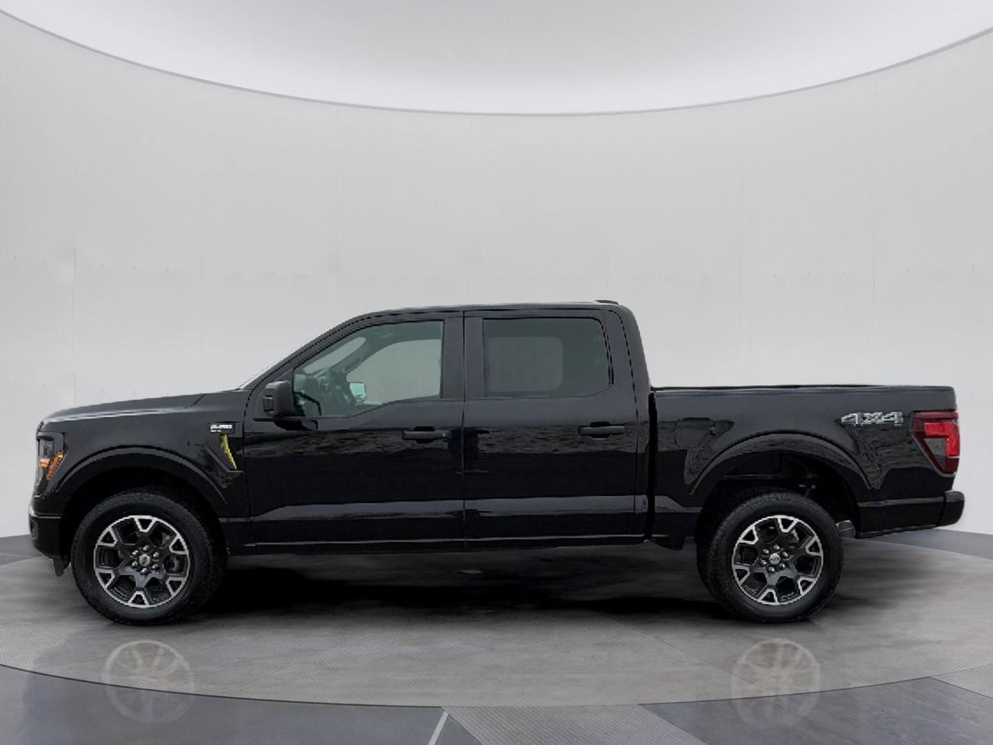 Used 2024 Ford F150 STX image 2