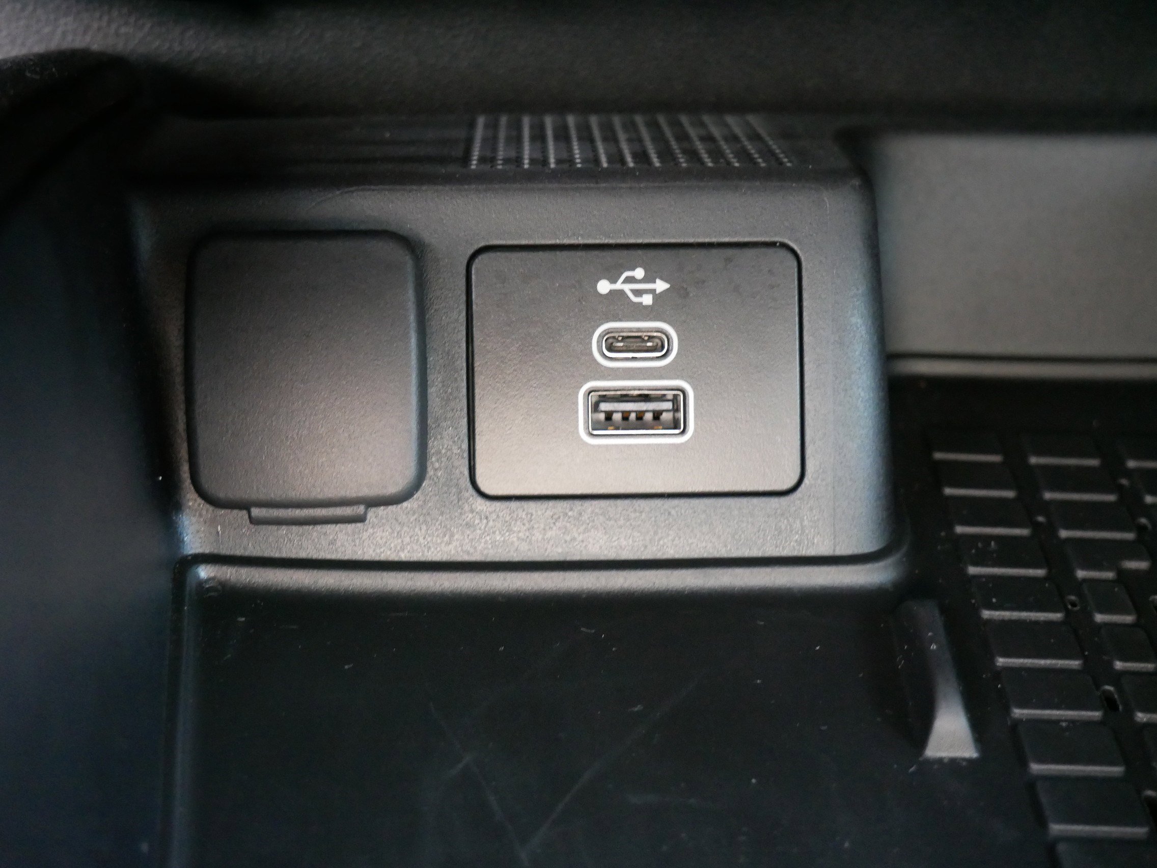 New 2025 Ford Bronco Sport Heritage w/ Convenience Package image 32