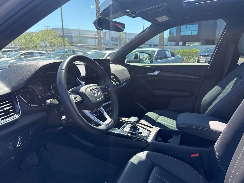 Used 2023 Audi Q5 2.0T Premium w/ Convenience Package image 22