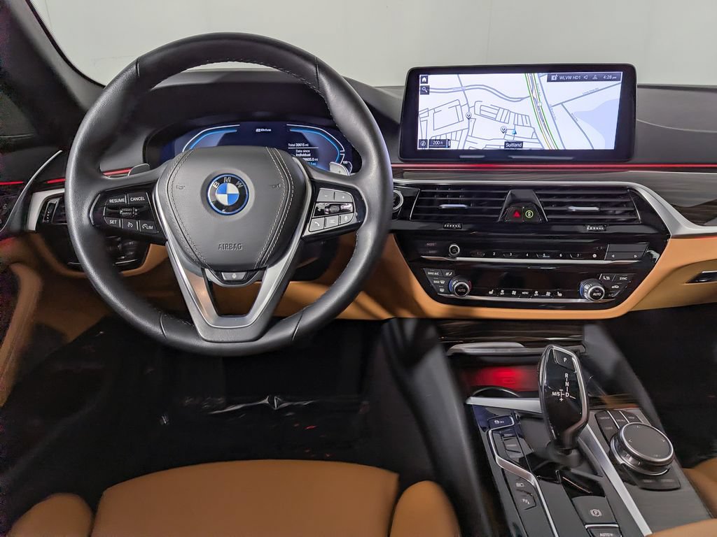 Certified 2023 BMW 530e xDrive w/ Premium Package AWD/4WD image 21