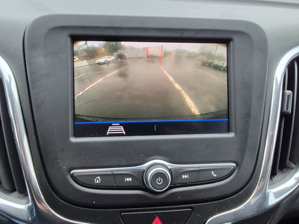 Used 2020 Chevrolet Equinox LT w/ Driver Convenience Package AWD/4WD image 16