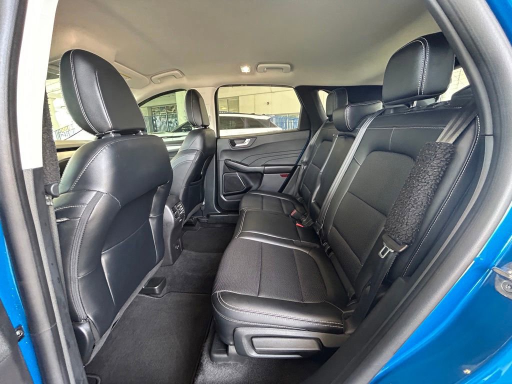 Certified 2021 Ford Escape SEL FWD image 33